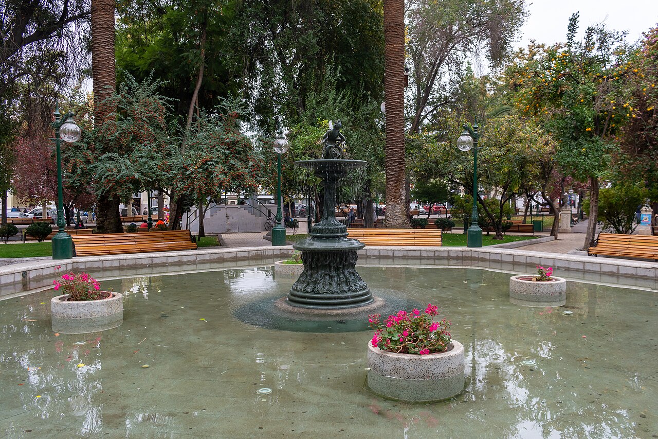 Iglesia y casco de Los Andes