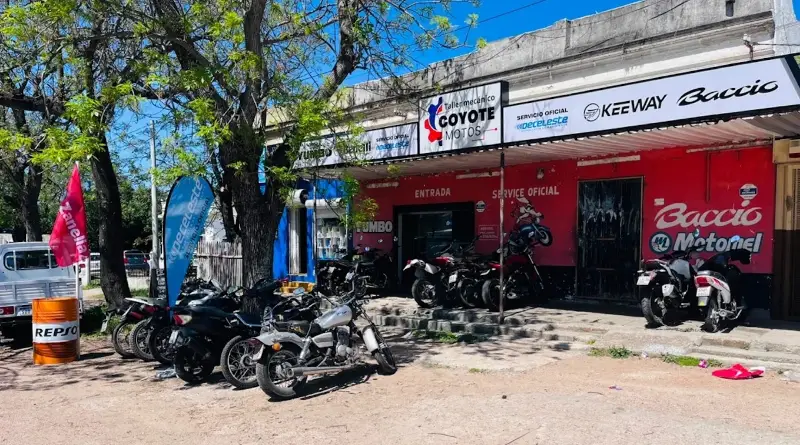 Coyote Motos
