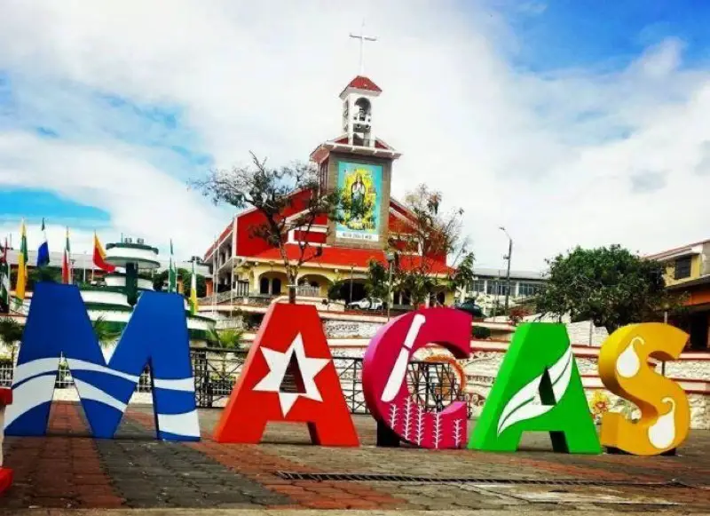 Macas
